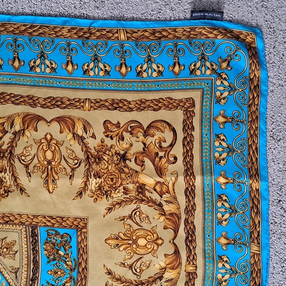 SAKS FIFTH AVENUE Scarf - Picture 2 of 6